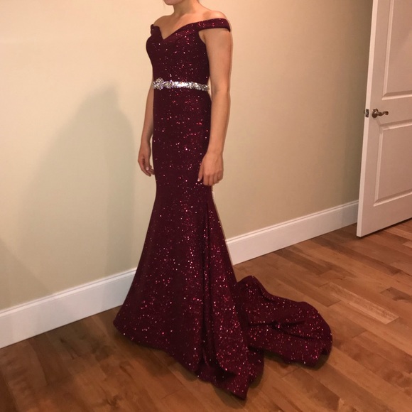 Jovani mermaid dress with train - Picture 2 of 4